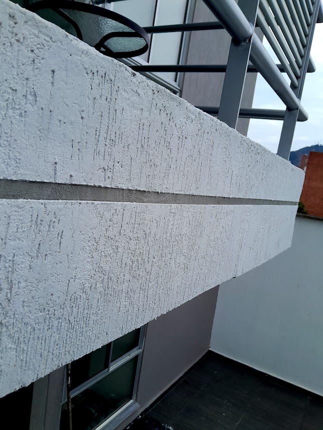 Aplicación de Esgrafiado Granotex